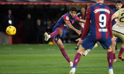 Barca vật vã giành điểm trước đội áp chót