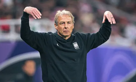 Liên đoàn Bóng đá Hàn Quốc đề xuất sa thải huấn luyện viên Klinsmann