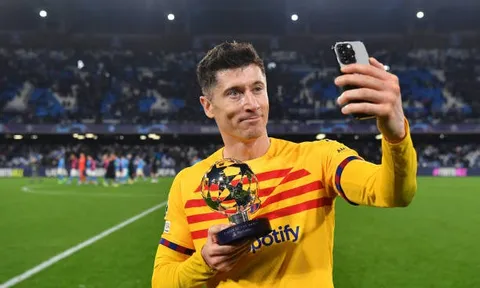 Lewy lần đầu đoạt giải ở UEFA Champions League 2023-2024