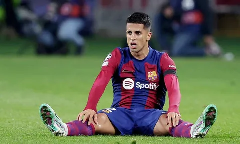 Joao Cancelo khó ở lại Barcelona ở mùa giải tới