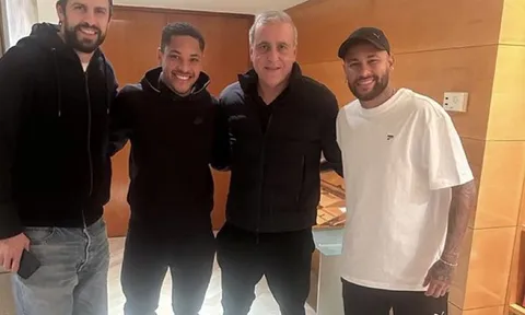 Neymar dự giải đấu của Pique