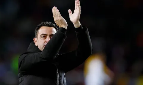 Huấn luyện viên Xavi không thay đổi quyết định