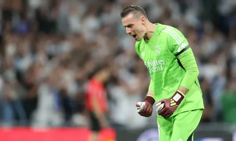 Lunin nắm bắt cơ hội trở thành người hùng của Real Madrid mùa này