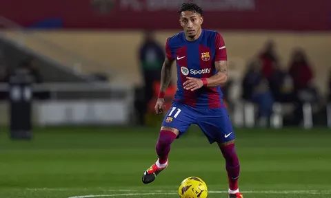 Raphinha tìm đường trở lại Premier League