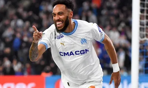 Aubameyang được UEFA vinh danh