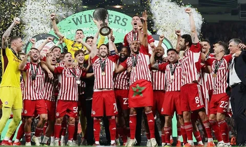 Olympiacos vô địch Europa Conference League