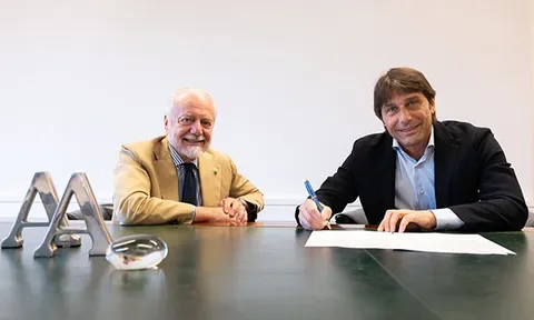 Antonio Conte kí hợp đồng 3 năm với Napoli