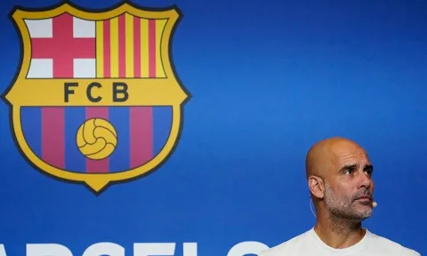 Huấn luyện viên Pep Guardiola đã đóng cánh cửa trở lại xứ Catalan