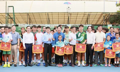 Khai mạc giải Quần vợt vô địch Thanh thiếu niên toàn quốc 2024