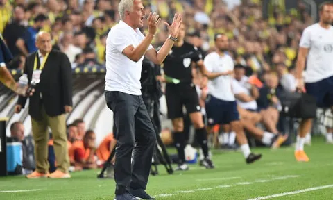 Mourinho mất vé Champions League