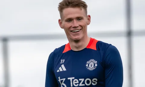 Napoli quyết tâm chiêu mộ Scott McTominay