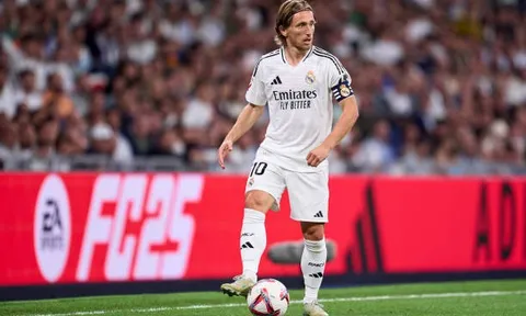 Modric sẽ đá thay Mbappe ở derby Madrid?