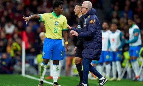 Dorival loại Endrick, không gọi Neymar