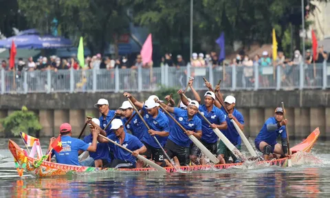 Lễ hội đua Ghe Ngo Quận 3: Ngày hội Văn hóa - Thể thao độc đáo