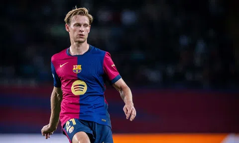 Barca có thể "mất trắng" De Jong