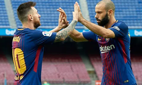 Mascherano làm thầy của Messi