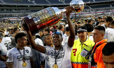 Botafogo tạo cột mốc đáng nhớ trong lịch sử câu lạc bộ