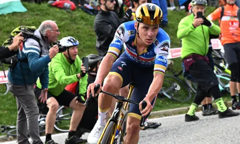 Mùa giải 2025 còn bỏ ngỏ với Remco Evenepoel
