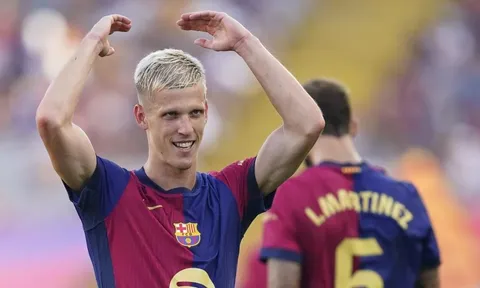 Barca nguy cơ mất trắng Dani Olmo