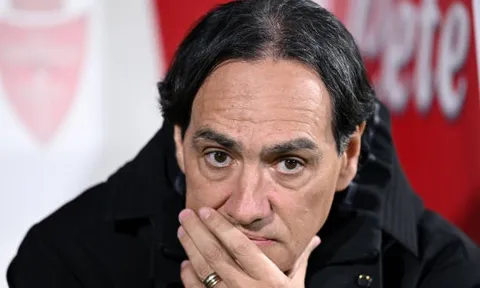 Alessandro Nesta bị sa thải sau 6 tháng nắm quyền