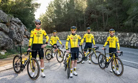 Visma-Lease a Bike xác nhận 5 tay đua dự Tour de France 2025