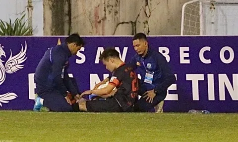 Nguyễn Hoàng Đức dính chấn thương