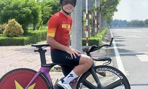 Giải Xe đạp đường trường vô địch châu Á 2025: Phạm Lê Xuân Lộc thi đấu kiên cường
