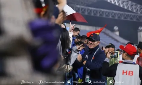 Huấn luyện viên Cristiano Roland trở lại dẫn U17 Việt Nam