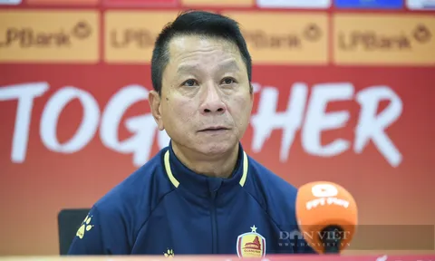 Huấn luyện viên Văn Sỹ Sơn: Cầu thủ Quảng Nam bị "ngợp" khi đá trên sân nhà