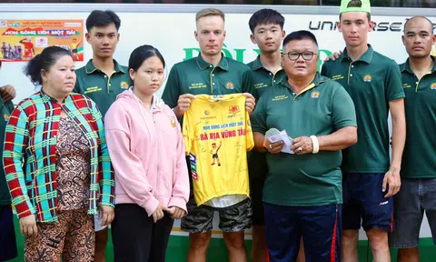 Áo danh giá Cúp Truyền hình TP.HCM 2025 tiếp sức những mảnh đời kém may mắn