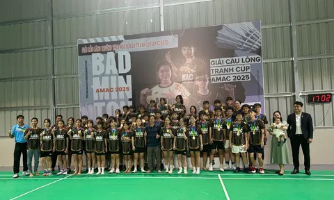 Gần 150 vận động viên tham gia Giải Cầu lông học sinh trường Nguyễn Du tranh Cúp AMAC 2025
