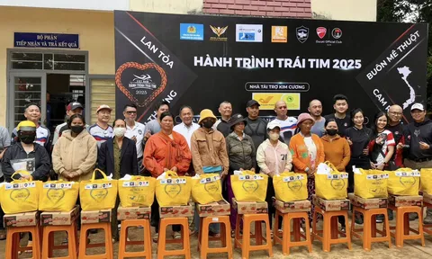 “Hành trình Trái tim - Lan tỏa yêu thương 2025” mang yêu thương đến với hơn 1.000 gia đình khó khăn