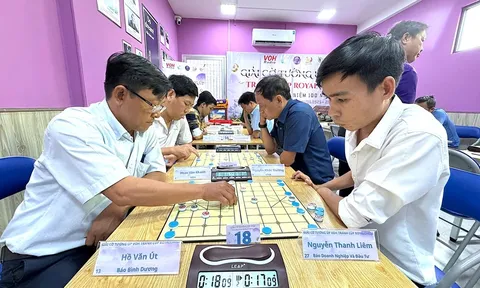 Sôi nổi Giải cờ Tướng Úp VOH - Cúp RoyalChess 2025: Ngày hội gắn kết những người làm báo
