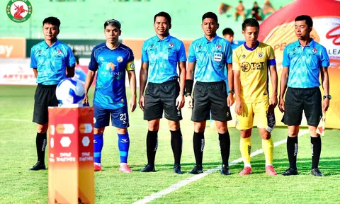 Trọng tài Malaysia điều hành trận play-off V.League