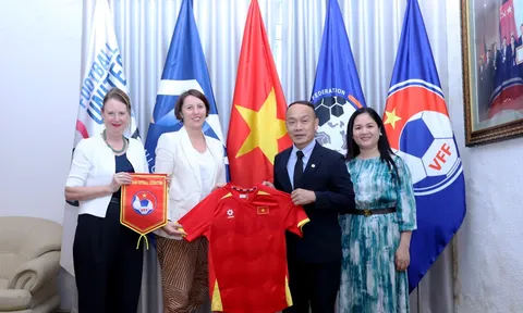 Đại sứ quán Úc tại Hà Nội và Liên đoàn Bóng đá Việt Nam tăng cường hợp tác phát triển bóng đá nữ