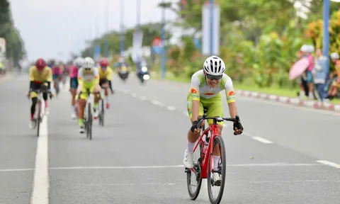 Nguyễn Thị Thật và Phạm Lê Xuân Lộc tạo dấu ấn đầu tiên tại Giải vô địch Xe đạp quốc gia 2025