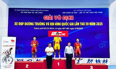 Nguyễn Tuấn Vũ và Nguyễn Thị Thu Mai rực sáng, giúp Giải Xe đạp quốc gia 2025 tăng tốc tranh tài