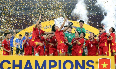 Thủ tướng Phạm Minh Chính gửi thư chúc mừng U23 Việt Nam sau chiến thắng lịch sử