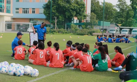 U20 nữ Việt Nam đấu tập với U13 nam PVF: Cạnh tranh tốc độ, học hỏi từ thử thách