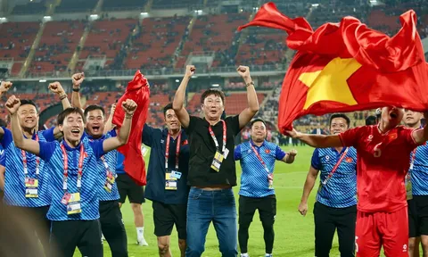 Đội tuyển Việt Nam bổ sung trợ lý Hàn Quốc Choi Soo Seong, củng cố Ban huấn luyện trước loạt mục tiêu lớn