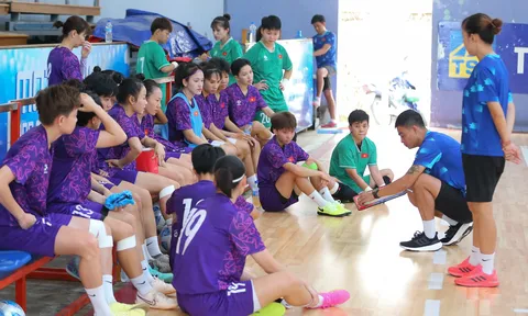 Đội tuyển futsal nữ Việt Nam quyết tâm đổi màu huy chương SEA Games 33