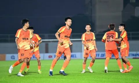 Lượt 9 Giải hạng Ba Quốc gia 2025: Trẻ Phù Đổng giữ vững vị trí đầu