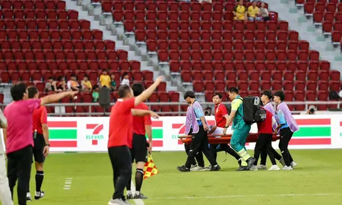 Đội trưởng U22 Lào gãy chân sau pha vào bóng thô bạo, đội nhà chính thức chia tay SEA Games 33