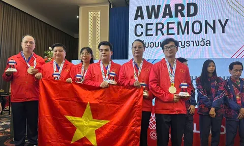 Đội tuyển Cờ Việt Nam giành huy chương bạc Makruk đồng đội hỗn hợp SEA Games 33: Nỗ lực xuất sắc trên “sân nhà” Thái Lan