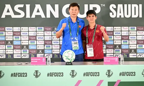 Huấn luyện viên Kim Sang-sik đặt trọn niềm tin, U23 Việt Nam quyết chinh phục cột mốc mới