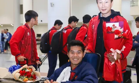 Truyền thông Hàn Quốc ca ngợi huấn luyện viên Kim Sang-sik