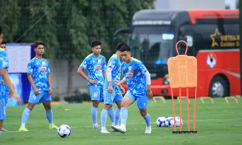 U23 Việt Nam dần hòa nhập, Lê Nguyên Hoàng đánh giá cao Antonio Moric trước thềm CFA Team China
