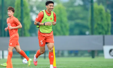 Đoàn Văn Hậu: “Khi đã lên đội tuyển quốc gia, tất cả đều chiến đấu vì màu cờ sắc áo”