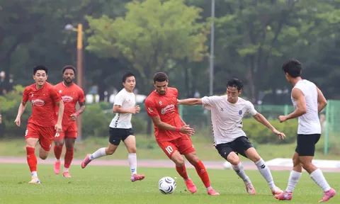 Đội tuyển Việt Nam thắng hủy diệt 6-0 trong trận đấu tập đầu tiên tại Hàn Quốc