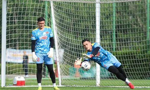 Văn Lâm tự tin trước "thuốc thử liều cao" Gangwon FC